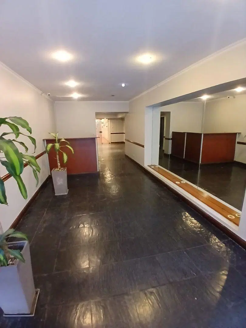 Oficina . | MONTEVIDEO al 900 4