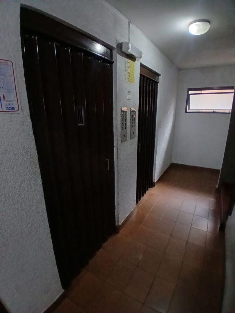 Foto de DOS AMBIENTES AL FRENTE CON BALCÓN, imagen 2