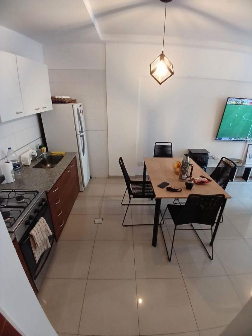 Foto de DÚPLEX 2 AMBIENTES CON BALCÓN, PARRILLA Y PATIO LAVADERO EN BARRIO NAÓN, imagen 5