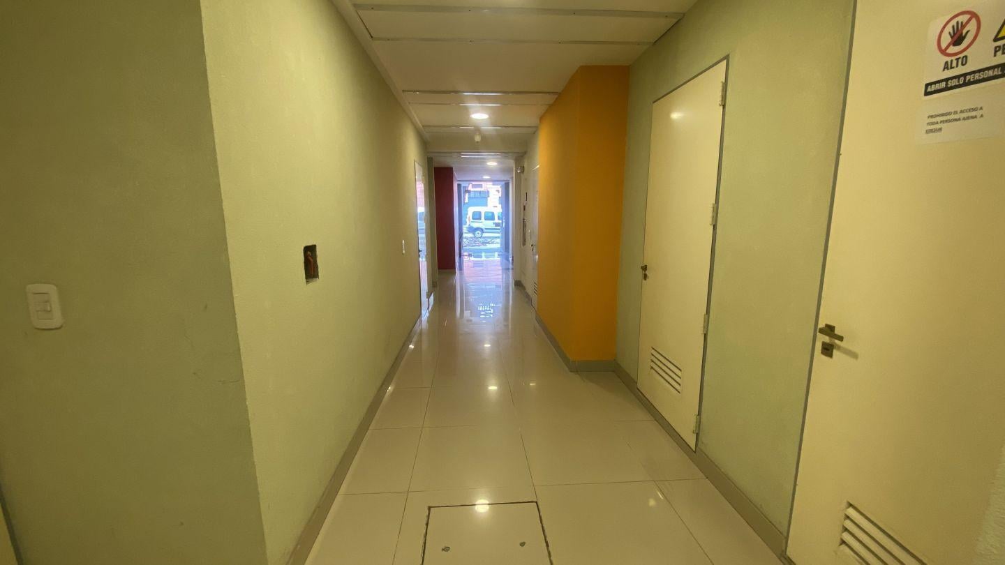 Foto de DEPARTAMENTO DE UN AMBIENTE EN VENTA EN VERSALLES, imagen 1