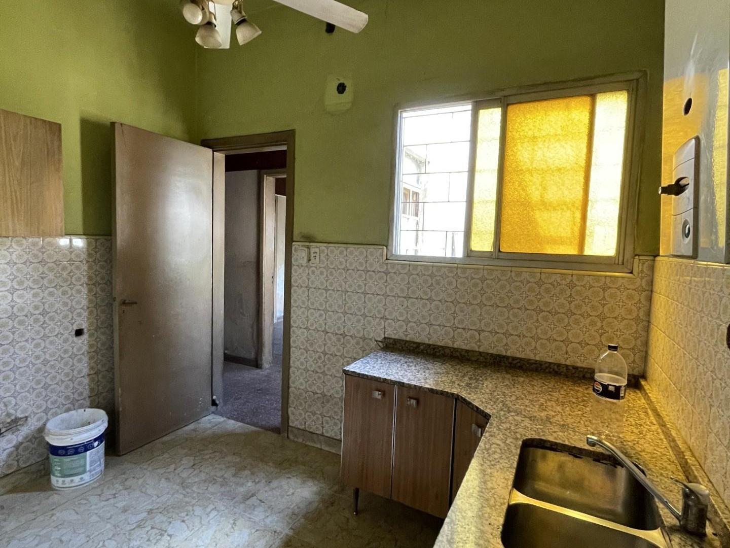 Venta Casa de 3 amb. con patio y terraza, Valentín Alsina, Lanús