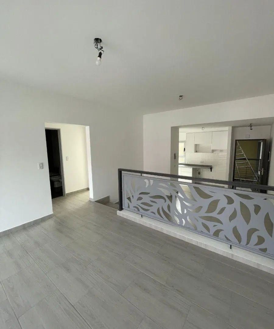 Alquiler Departamento 3 amb con balcón, Piñeyro, Avellaneda 2