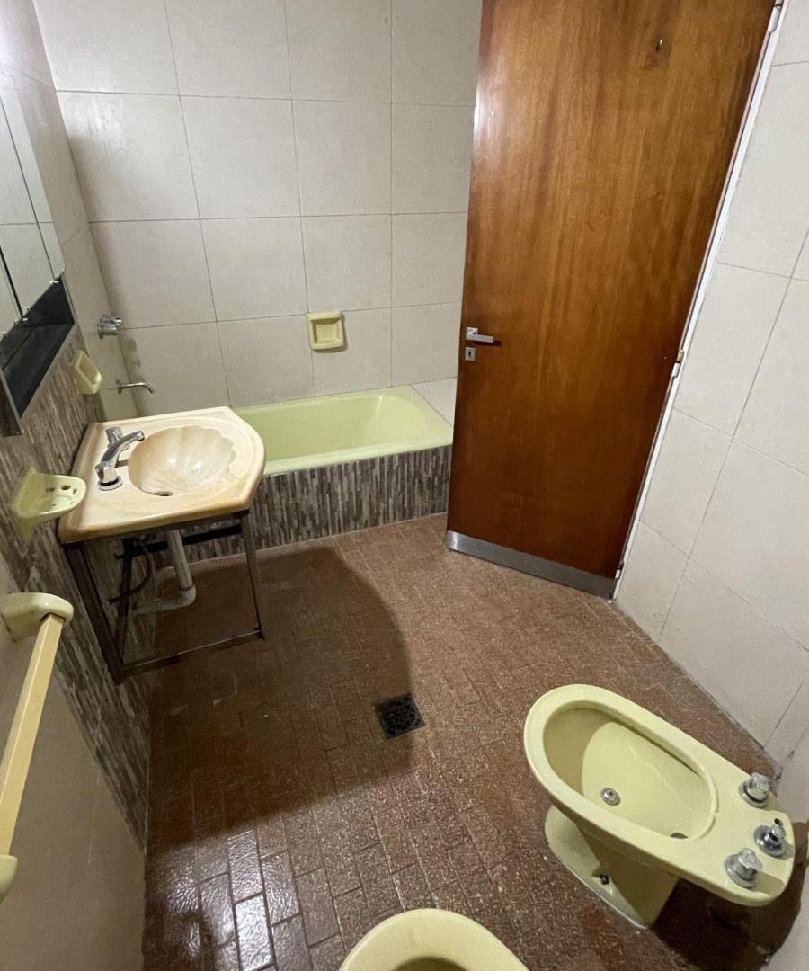 Foto de Alquiler PH 3 amb. con patio y terraza, Piñeyro, Avellaneda., imagen 4