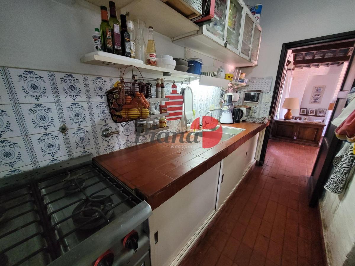 Casa en Venta - Zona Golf - Construcción Solida - Excelente Estado