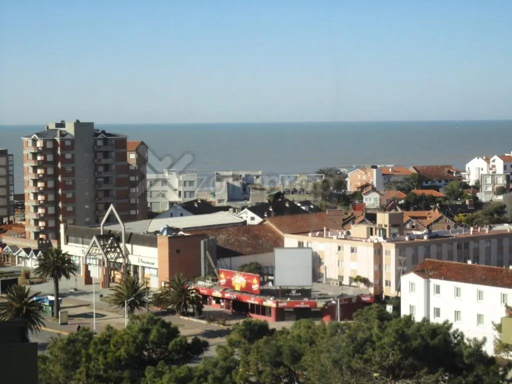 Impecable departamento en Pinamar. 5