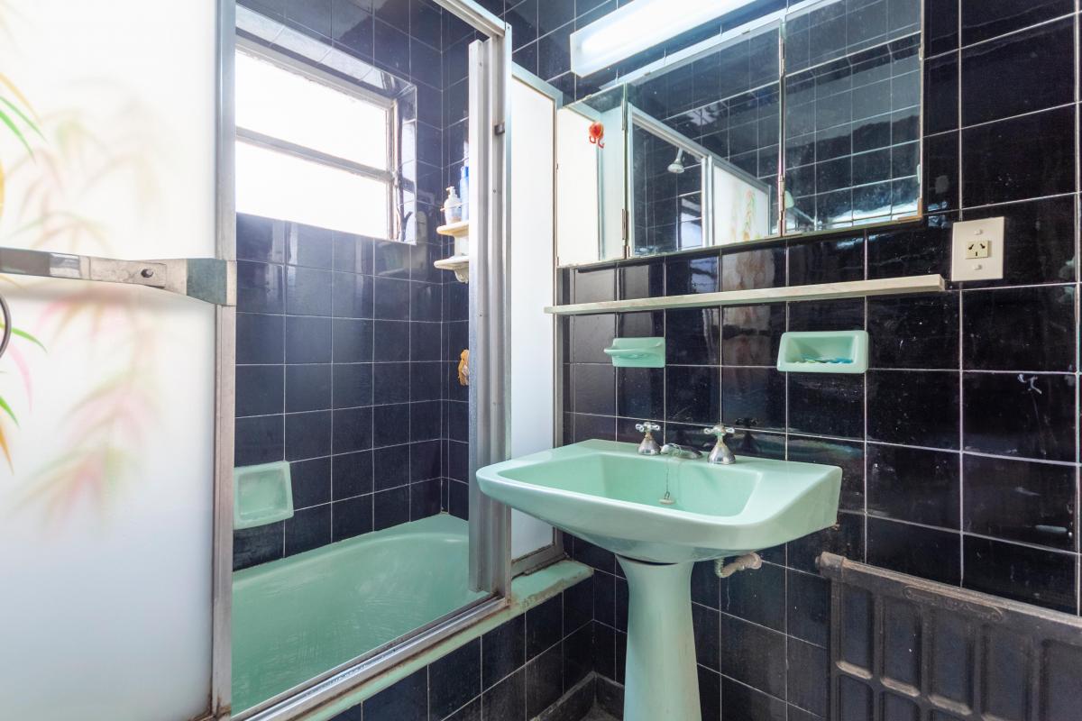 Excelente Departamento Sobre La Calle Viamonte Al 2700. 2