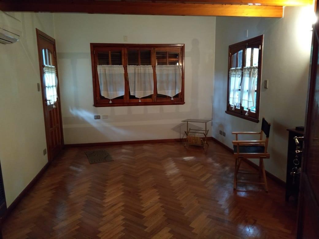 Foto de IMPORTANTE CHALET EN IMPECABLE ESTADO, imagen 2
