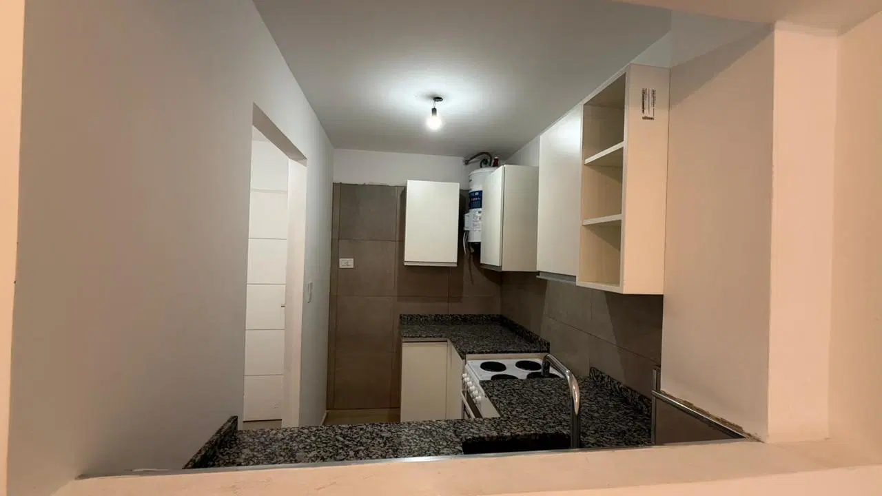 Venta Departamento DOS AMBIENTES en CASUARINAS CENTRO 2