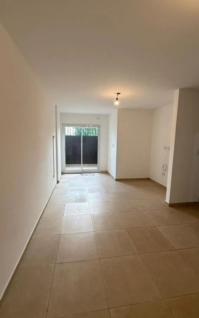 Venta Departamento DOS AMBIENTES en CASUARINAS CENTRO 8