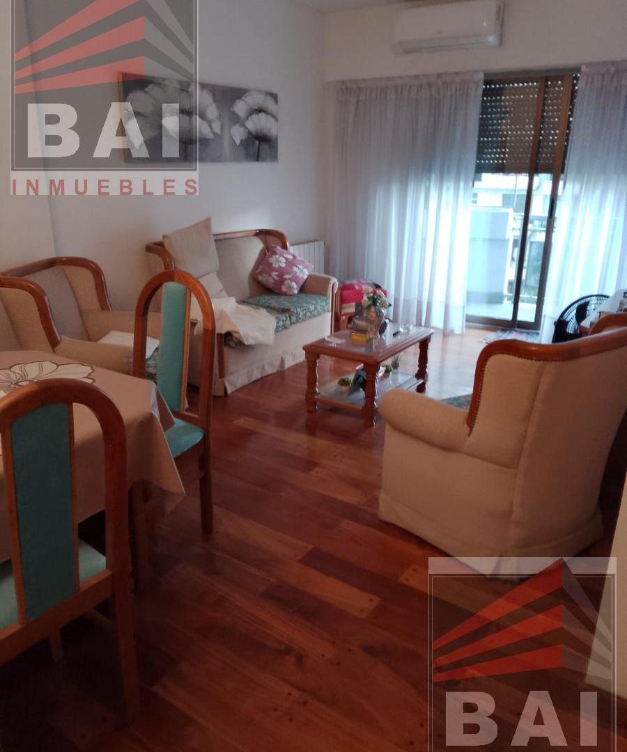 Foto de Departamento en venta | 4 ambientes con balcón y cochera | Caballito |, imagen 1