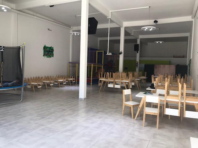 Foto de EXCELENTE LOCAL COMERCIAL A PASOS DE LA ESTACIÓN, imagen 3