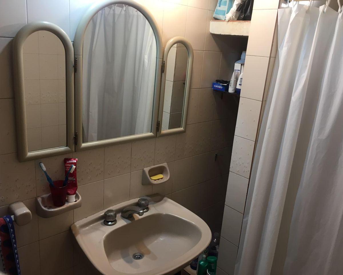 Foto de DOS CASAS DE TRES AMBIENTES EN BLOCK. OPORTUNIDAD INVERSOR O FAMILIA, imagen 2