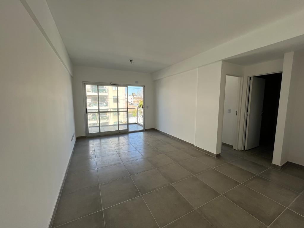 EXCELENTE DEPARTAMENTO DE DOS AMBIENTES A ESTRENAR