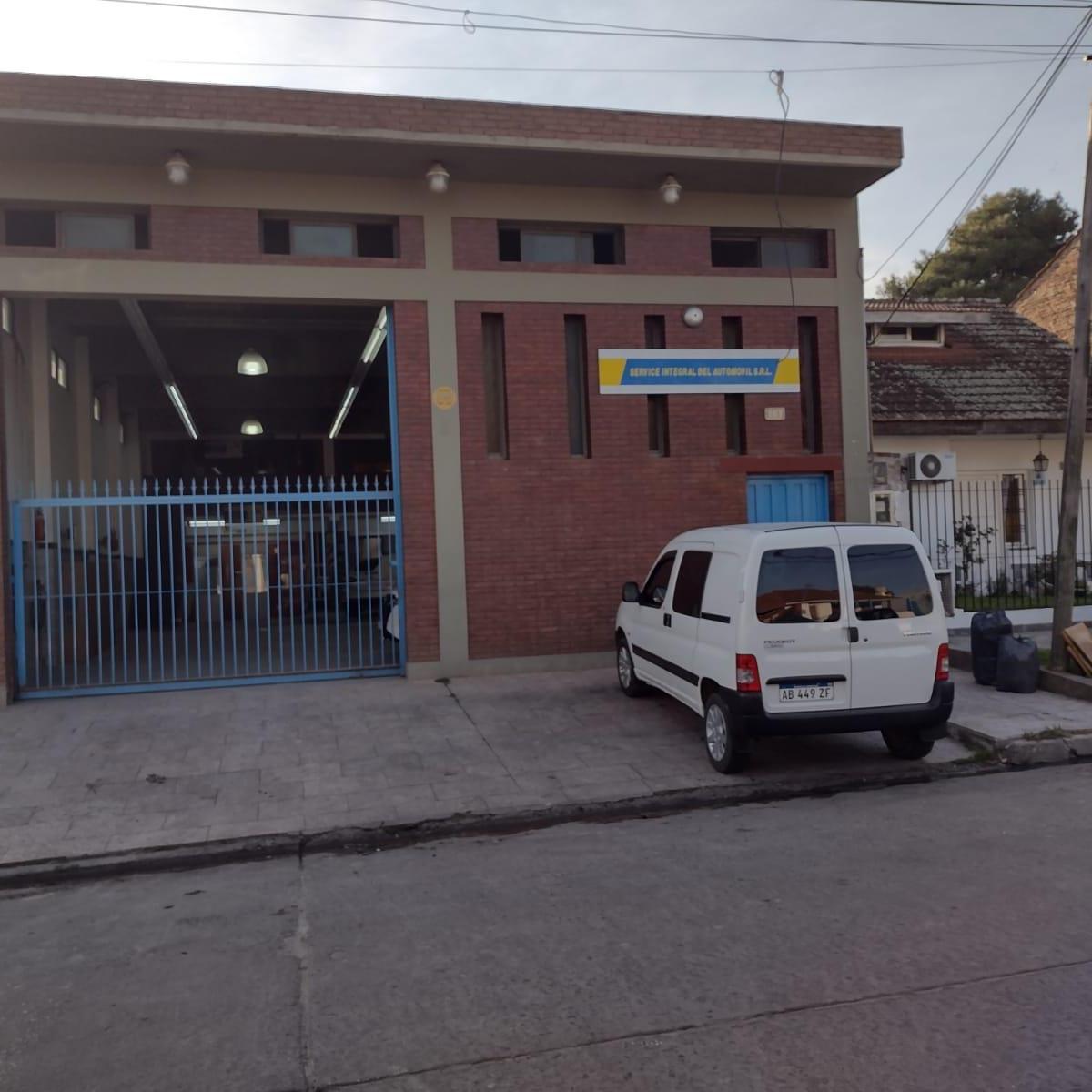EXCELENTE DEPÓSITO/GALPÓN EN ZONA DE ÓPTIMO ACCESO