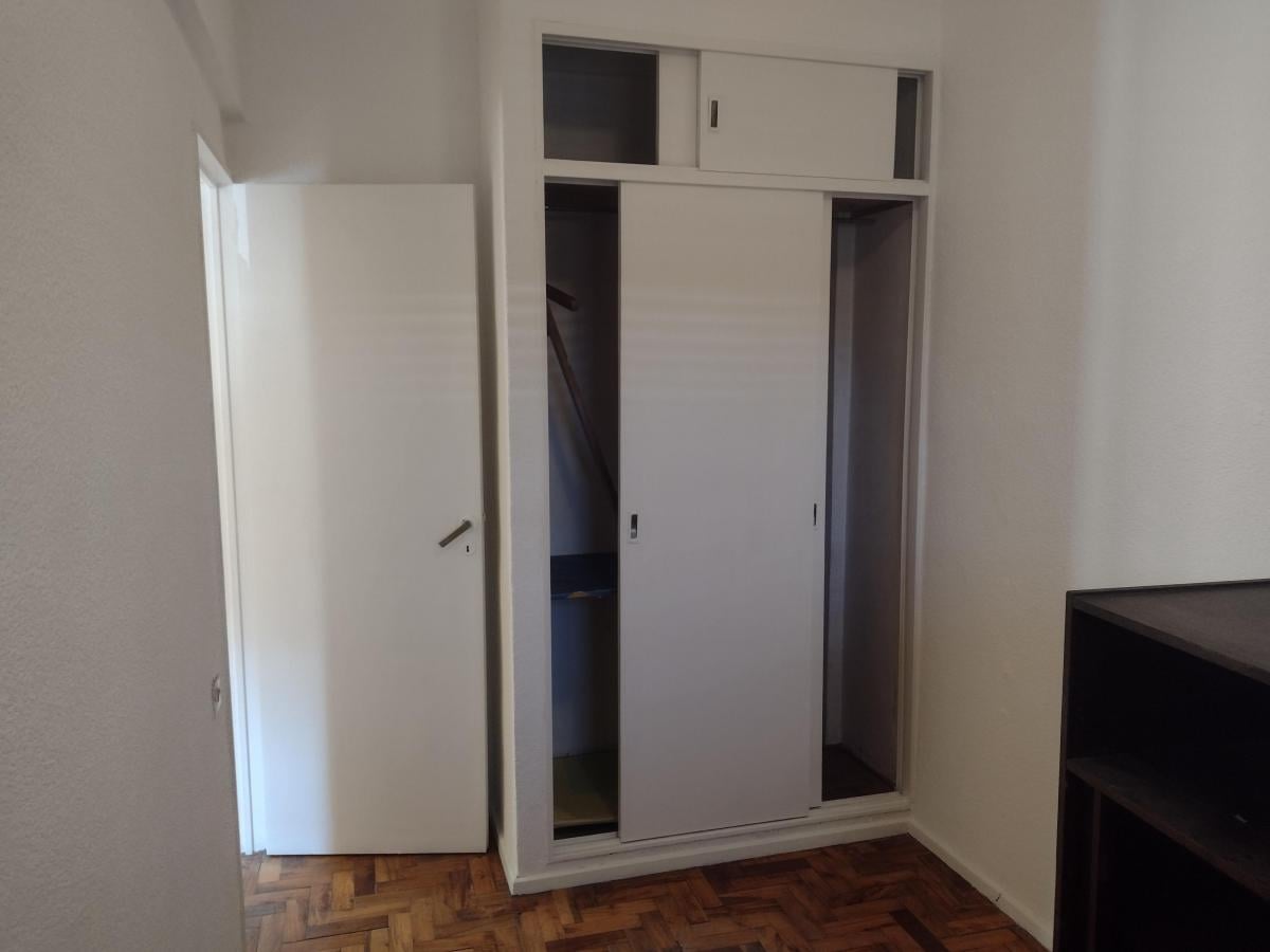 Foto de DEPARTAMENTO DE TRES AMBIENTES EN MUY BUENA UBICACIÓN. BAJAS EXPENSAS, imagen 3
