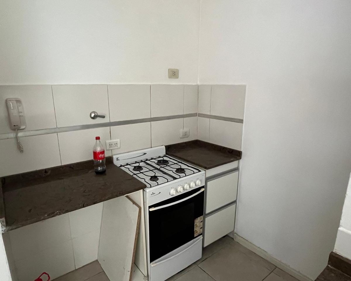 Departamento de Dos Ambientes en Excelente Ubicación 4