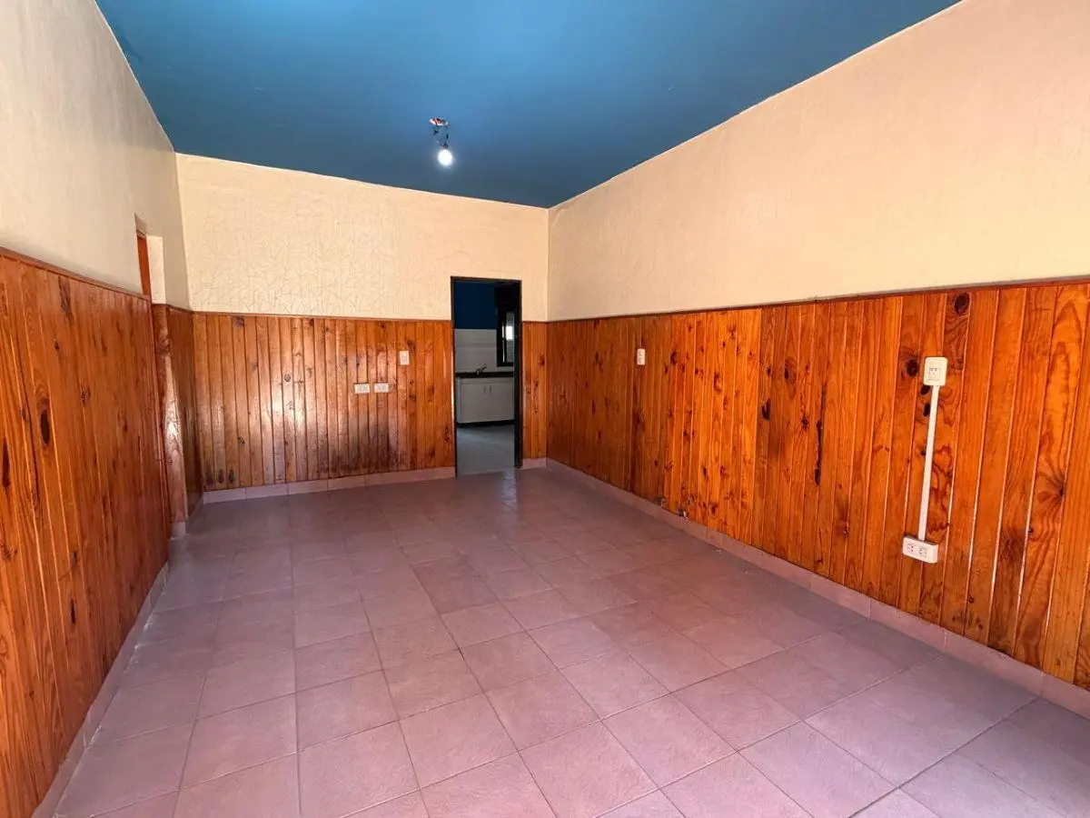 EXCELENTE CASA DE 3 AMBIENTES 2
