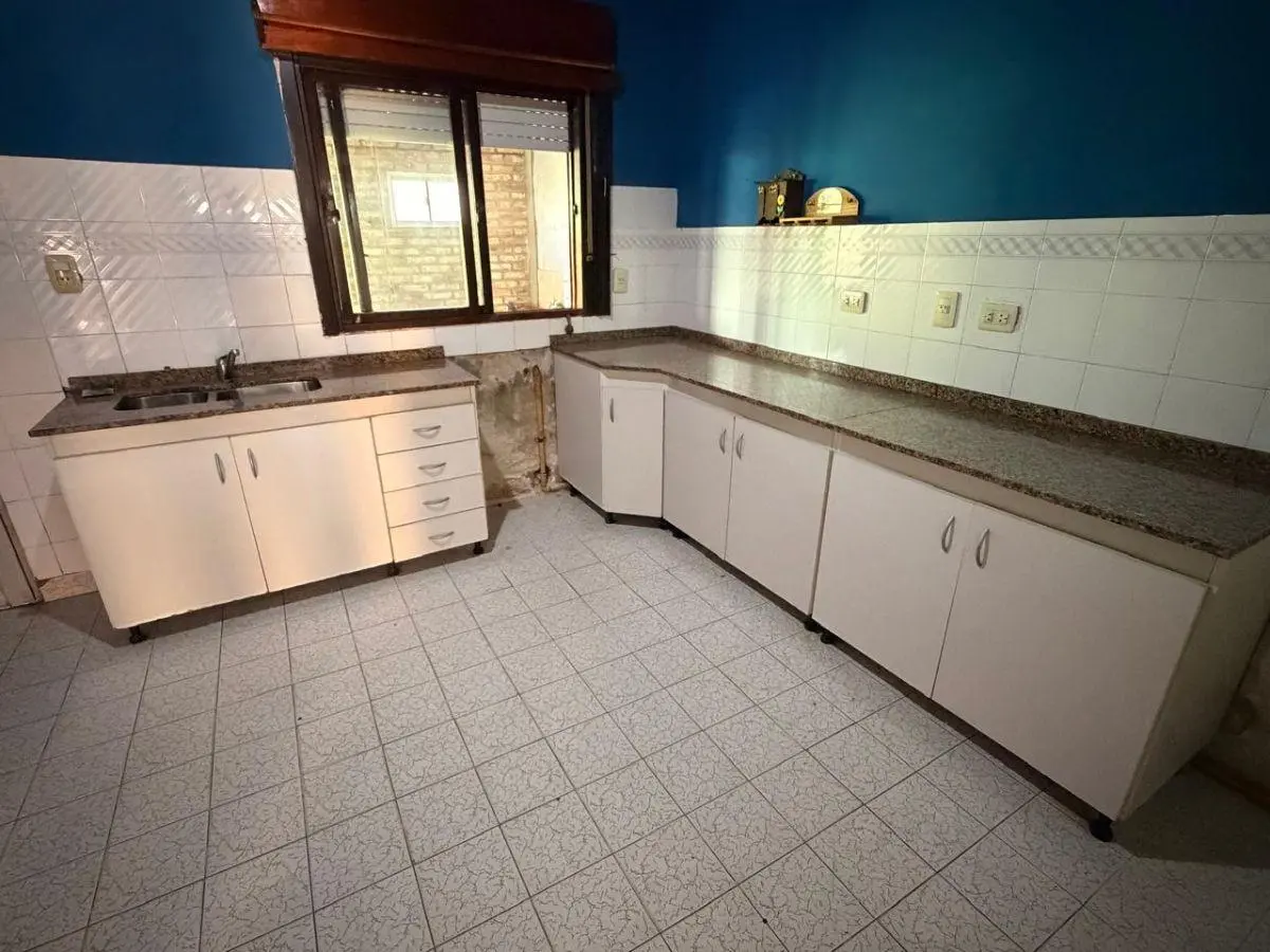 EXCELENTE CASA DE 3 AMBIENTES 5