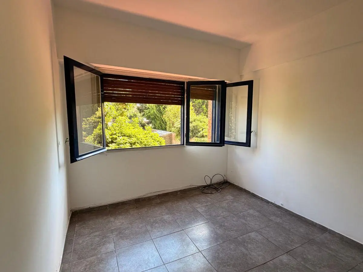 DEPARTAMENTO DE 3 AMBIENTES EN PRIVILEGIADA UBICACIÓN 8