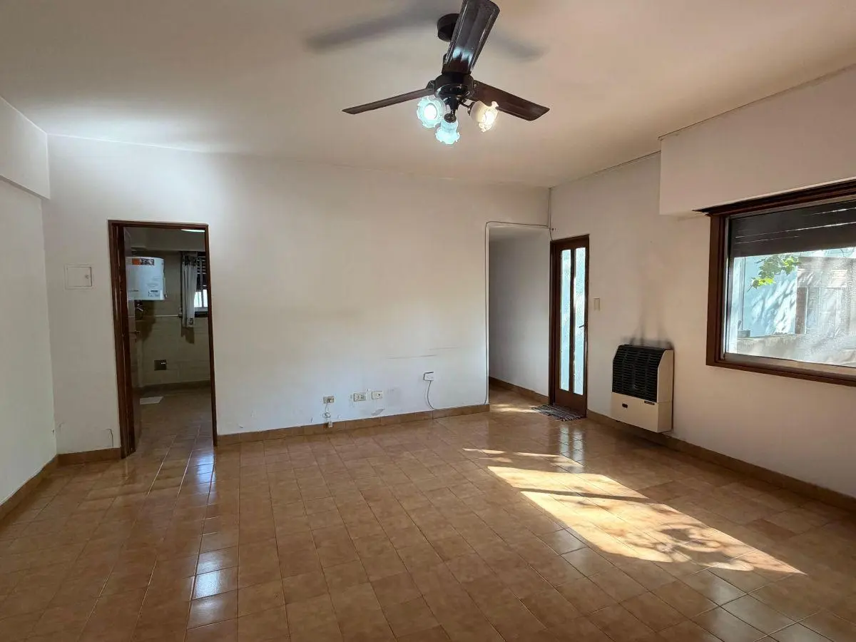 DEPARTAMENTO DE 3 AMBIENTES CÉNTRICO 3