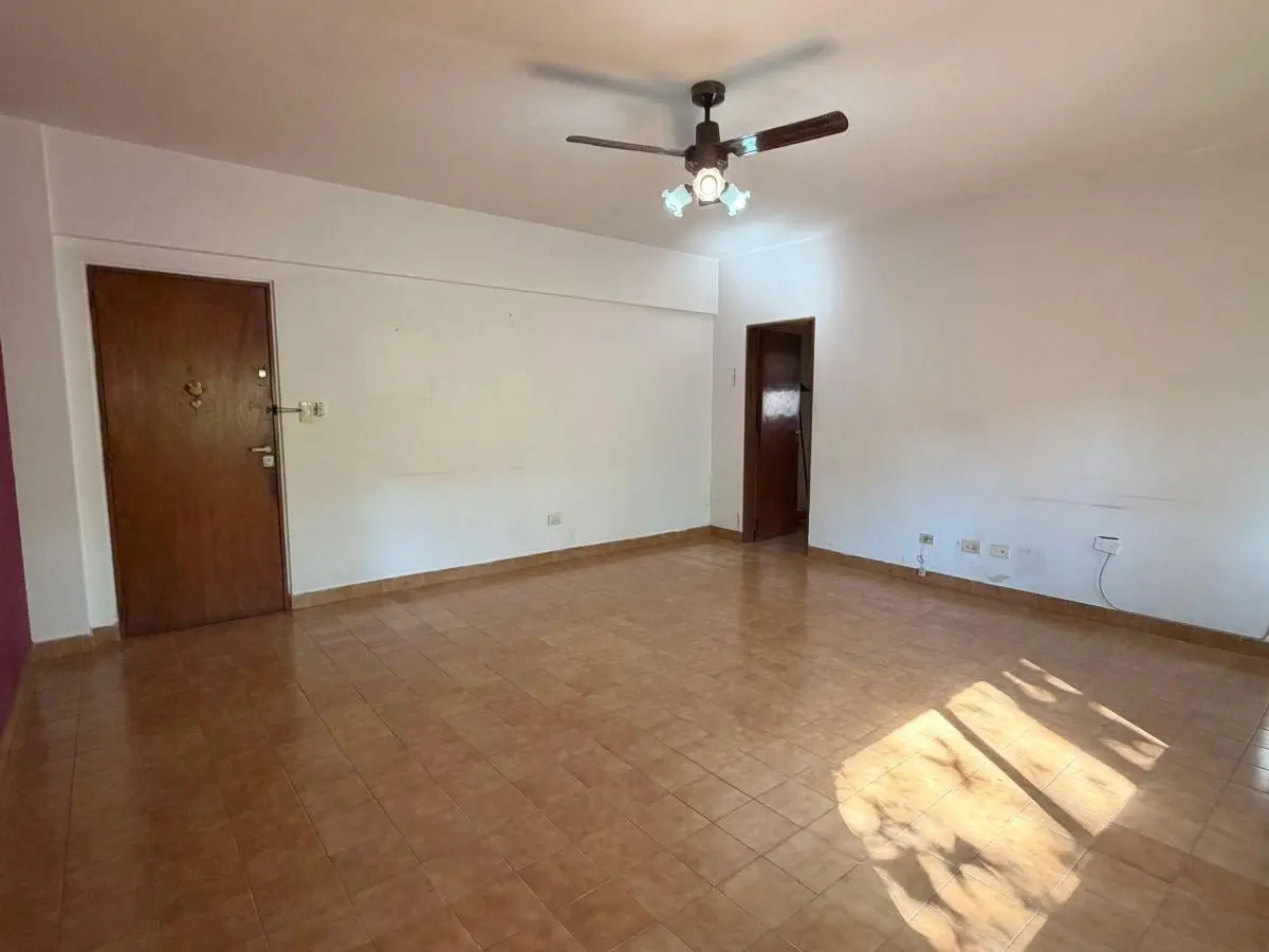 DEPARTAMENTO DE 3 AMBIENTES CÉNTRICO 2