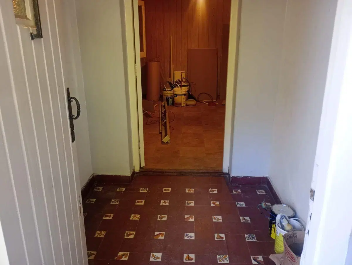 AMPLIA CASA MÁS DEPARTAMENTO CON FONDO Y PILETA. EXCELENTE ZONA. APTO VARIOS USOS 4