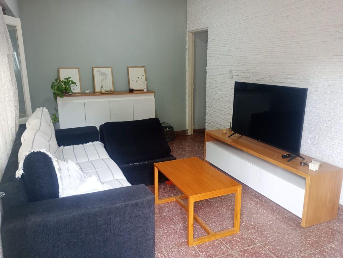 Foto de CÓMODA CASA AL FRENTE EN EXCELENTE UBICACIÓN, imagen 4