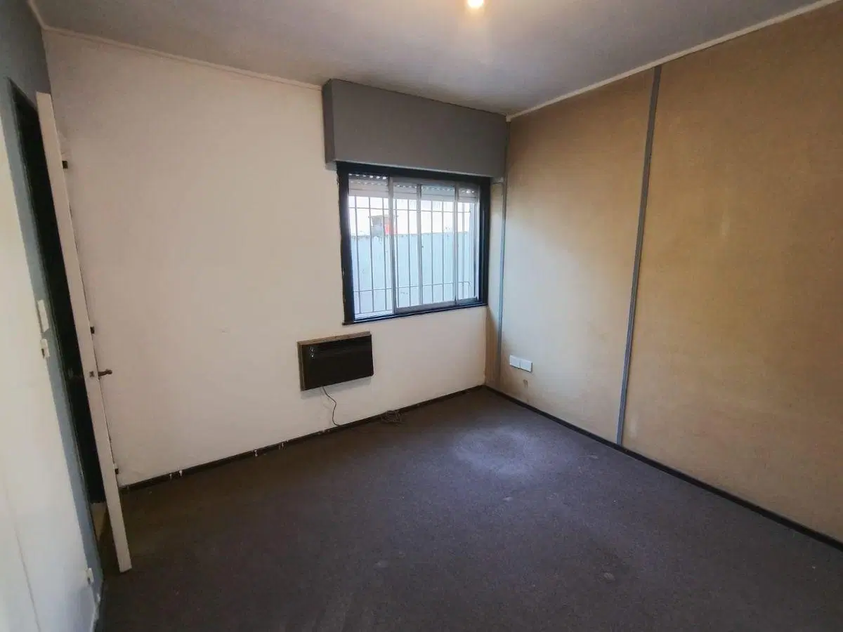 DEPARTAMENTO DE 2 AMBIENTES CON PATIO 5