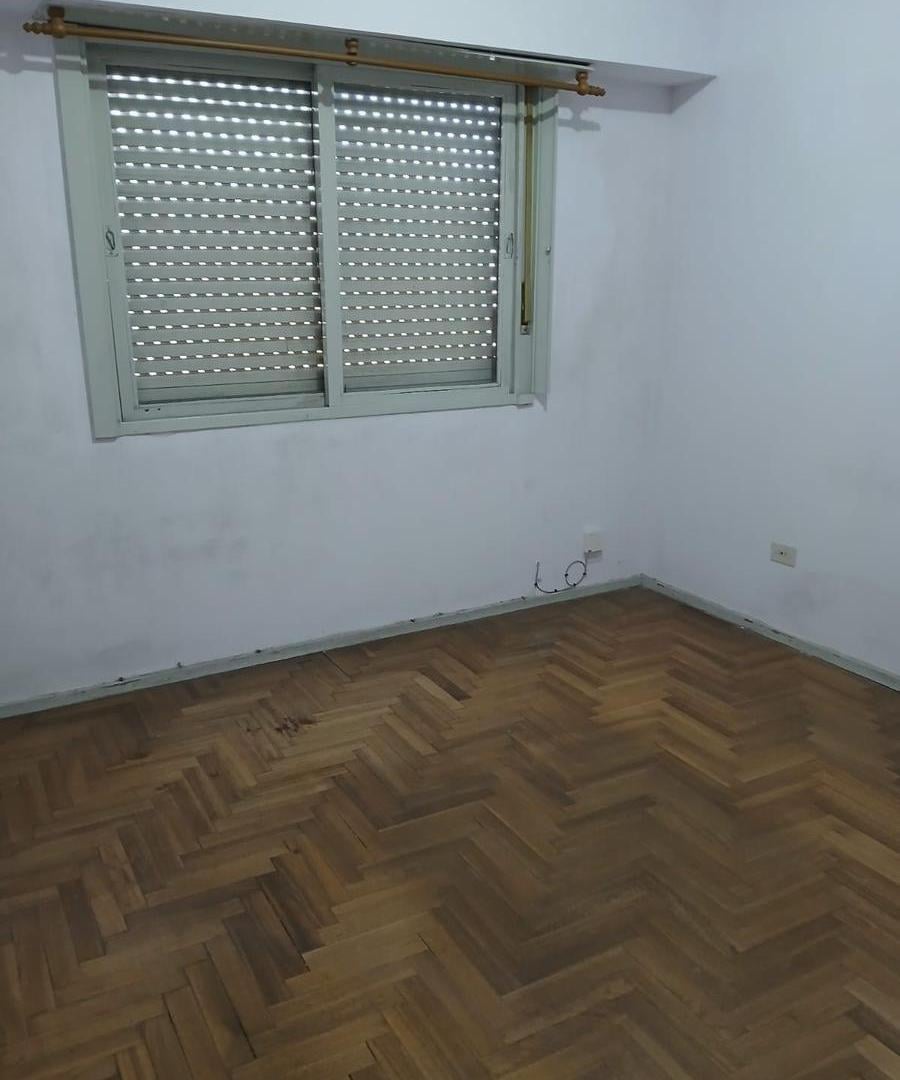 Foto de DEPTO DE 3 AMBIENTES CON COCHERA, imagen 5