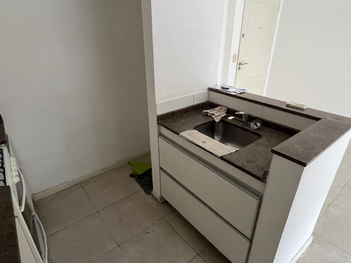 Foto de Departamento 2 Ambientes a m de Plaza Brown, imagen 4