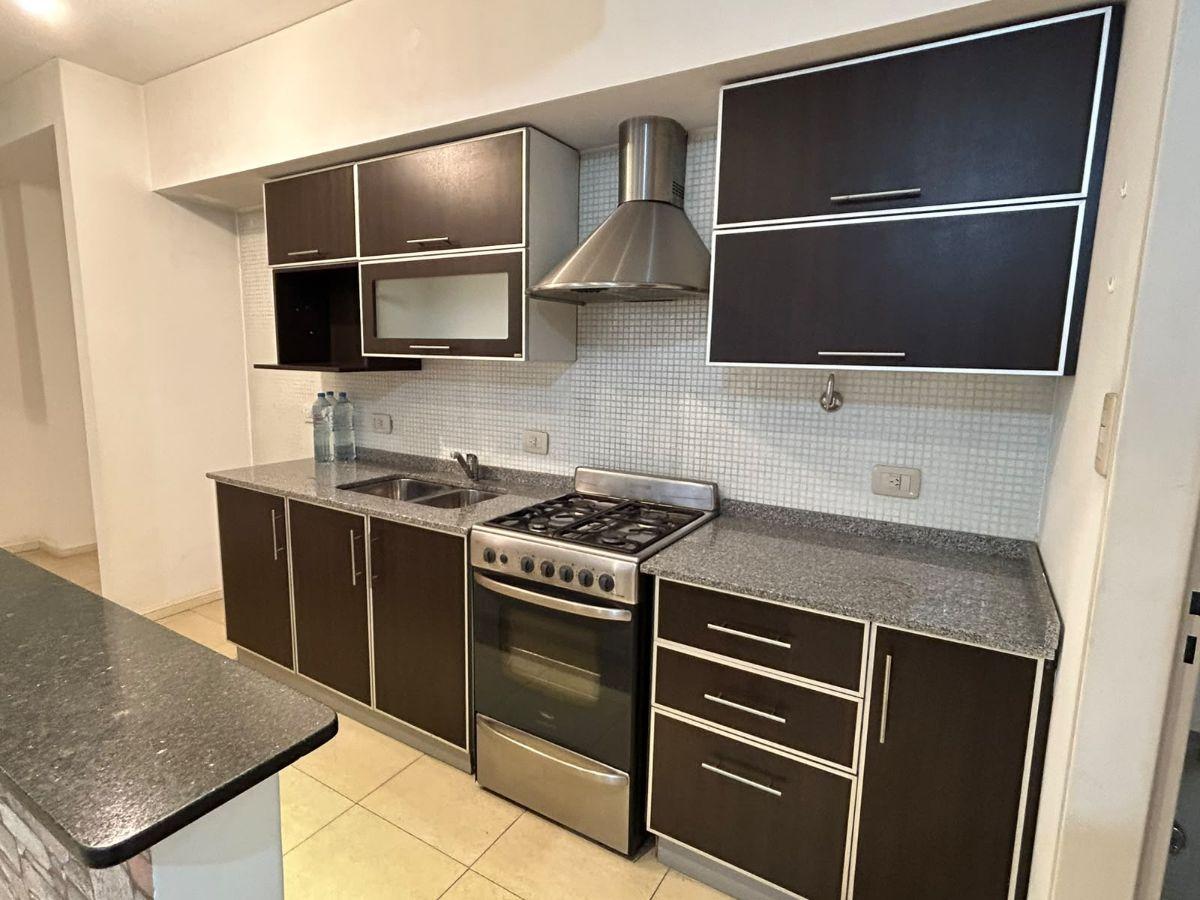 Foto de Hermoso Dos Ambientes C/cochera En Excelente Ubicación, imagen 3