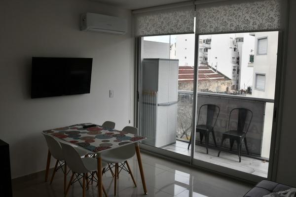Foto de Monoambiente Moderno Con Balcón, Laundry, Aire Frío - Calor, imagen 5