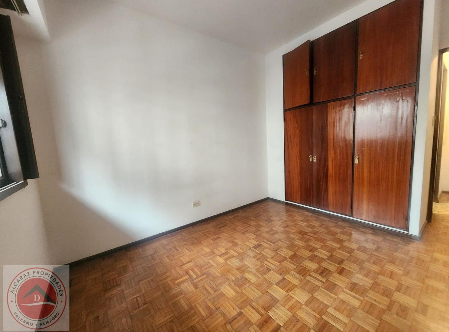 Foto de Departamento 2 Ambientes al Frente con Vista Abierta y Excelente, imagen 2
