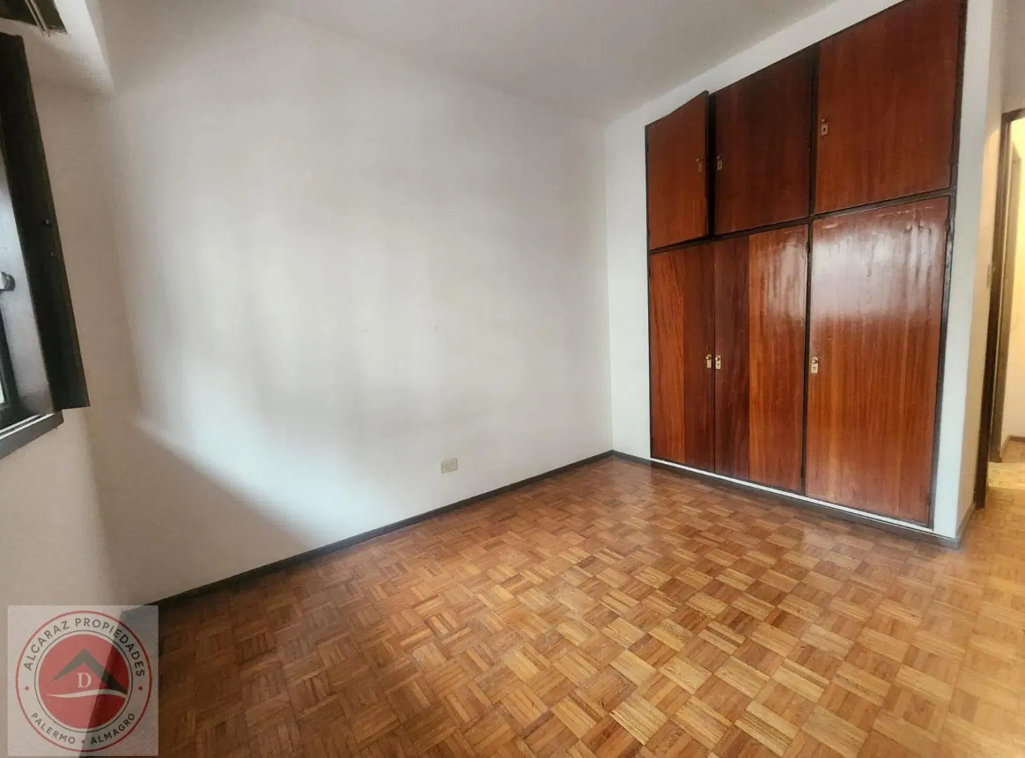 Departamento 2 Ambientes al Frente con Vista Abierta y Excelente Luminosidad 2