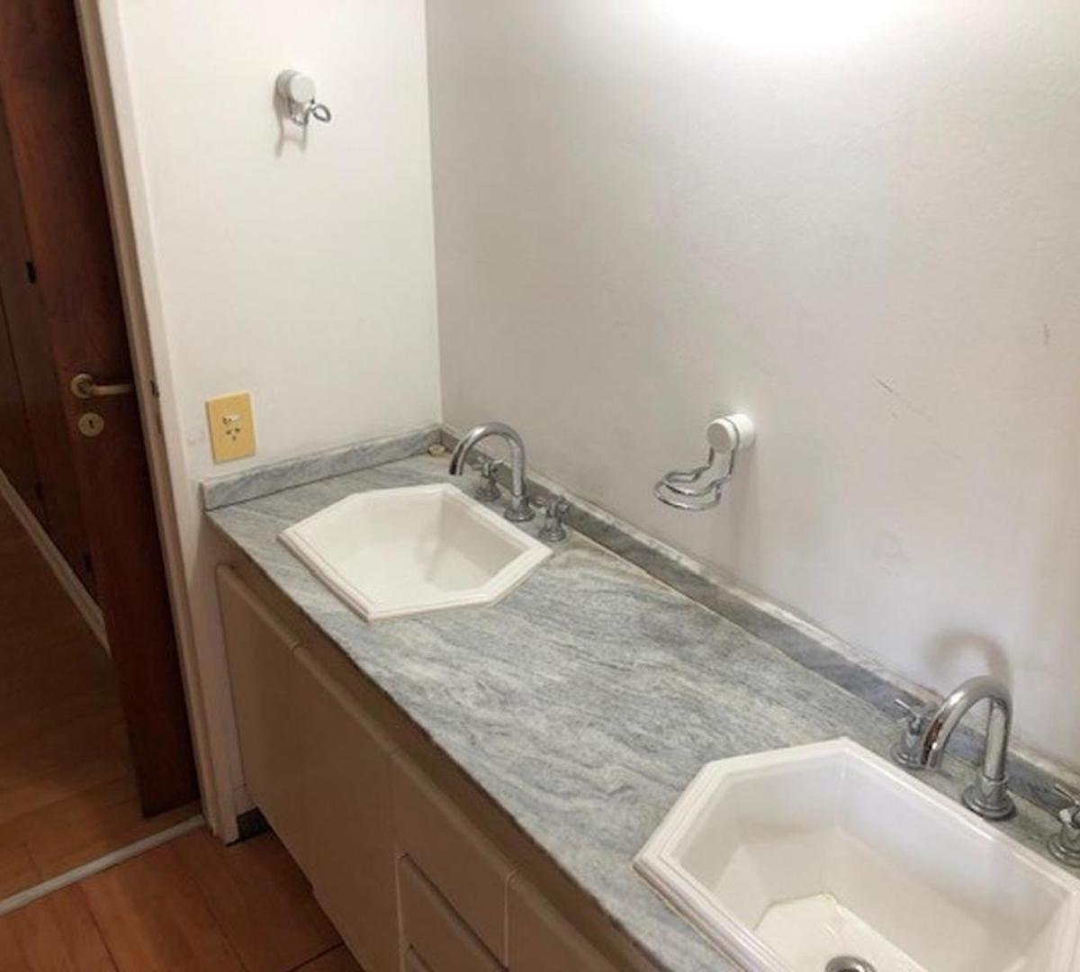 Foto de Chalet de 380 m2 en Martínez, imagen 2