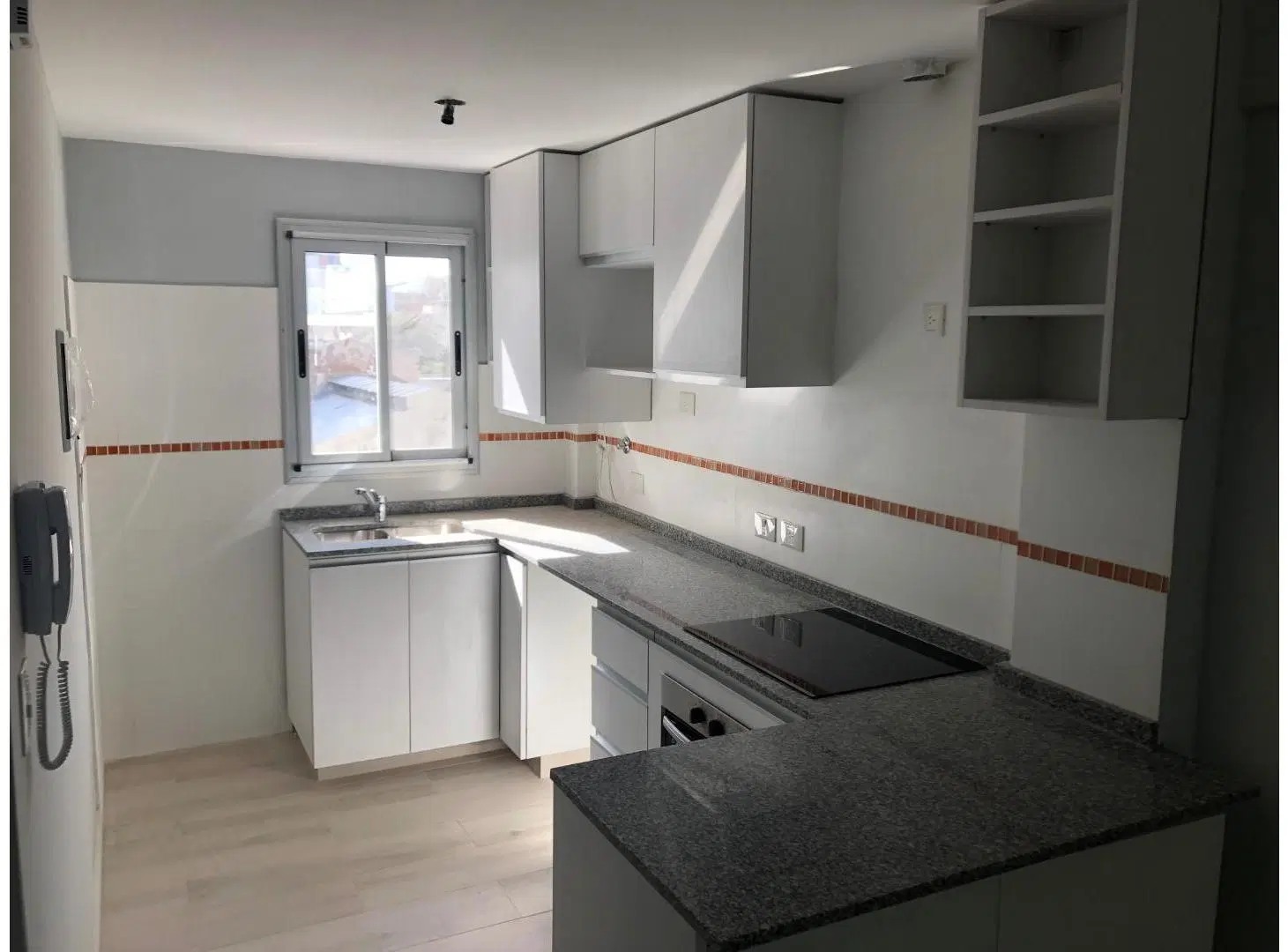 Departamento 2 amb con baño y toilette en pleno Olivos 4