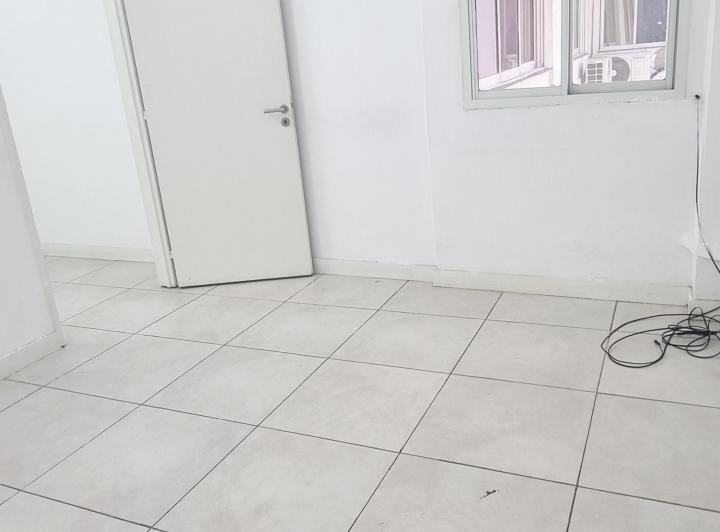 Luminosa Oficina en Alquiler con 2 Despachos y baño privado 4
