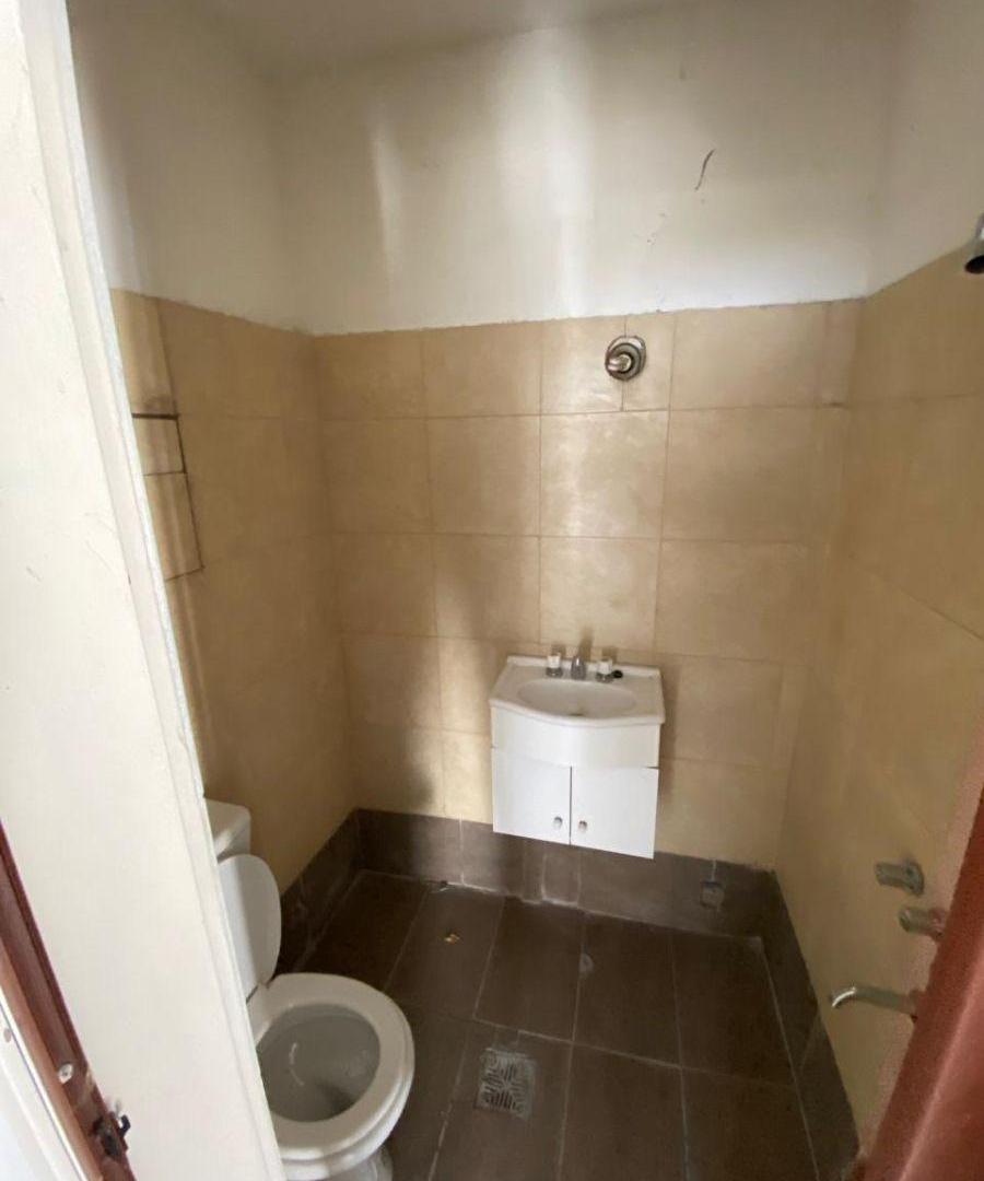 Foto de PH EN VENTA EN BURZACO, imagen 1