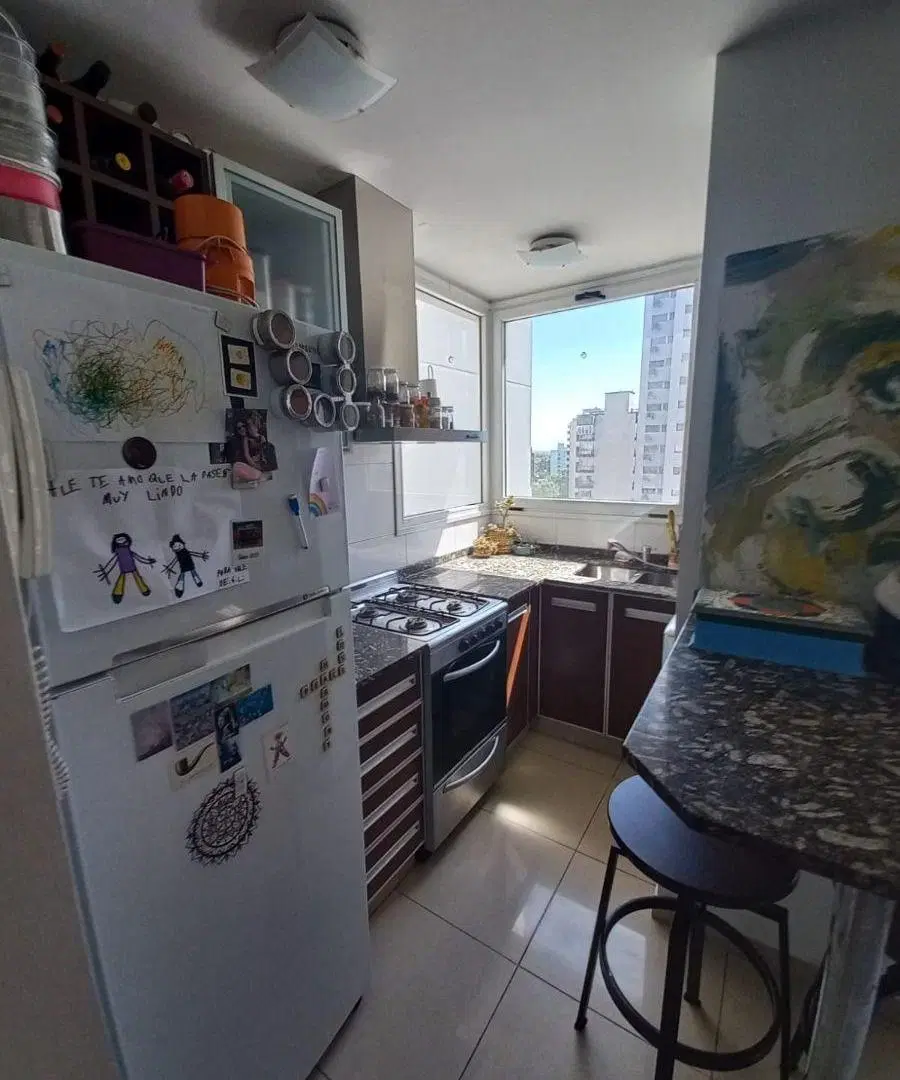 VENTA DEPARTAMENTO DE DOS AMBIENTES MUY LUMINOSO (COCHERA OPCIONAL) 2