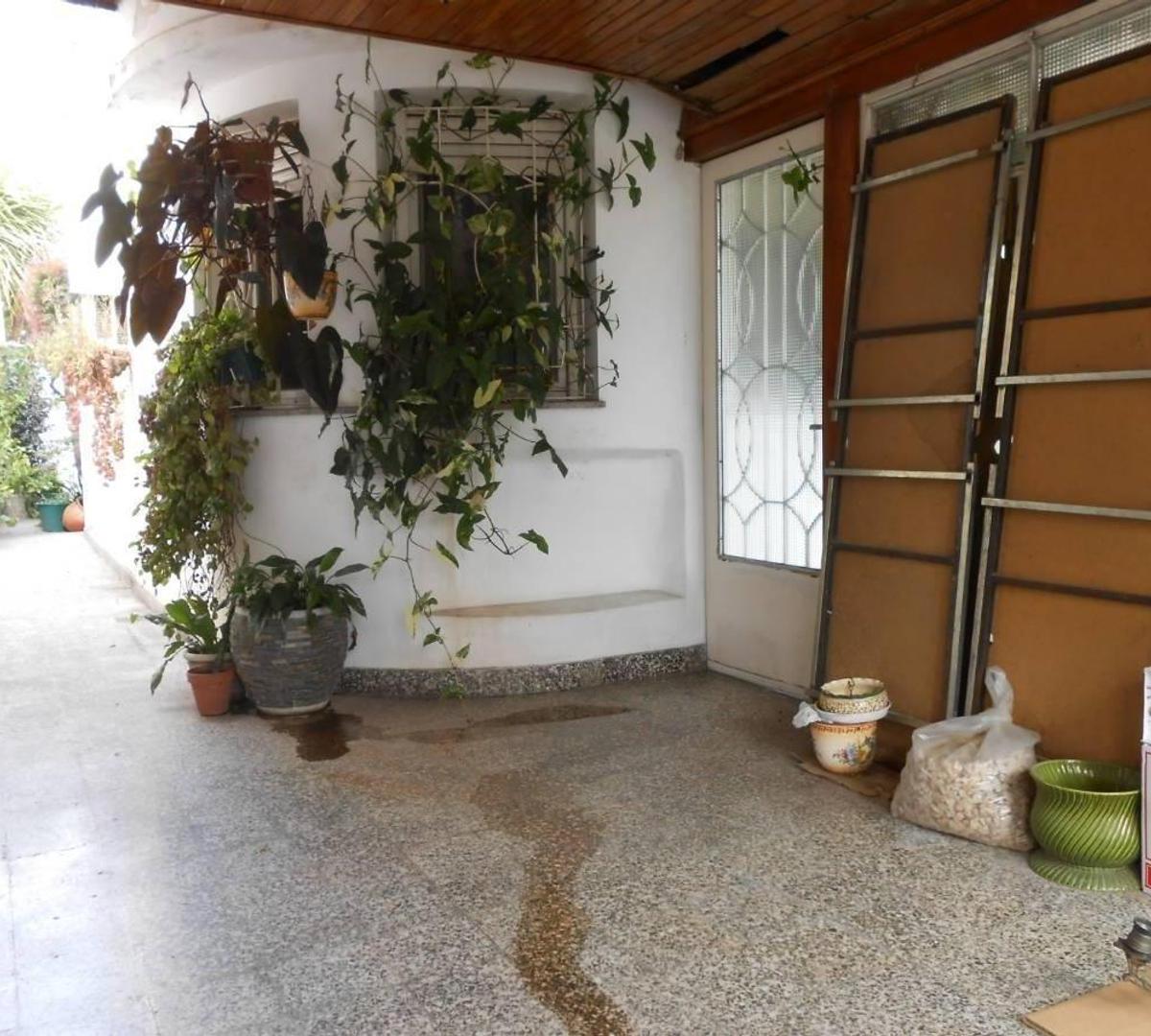 Foto de Haedo - Venta - Casa en Dos Plantas, imagen 5