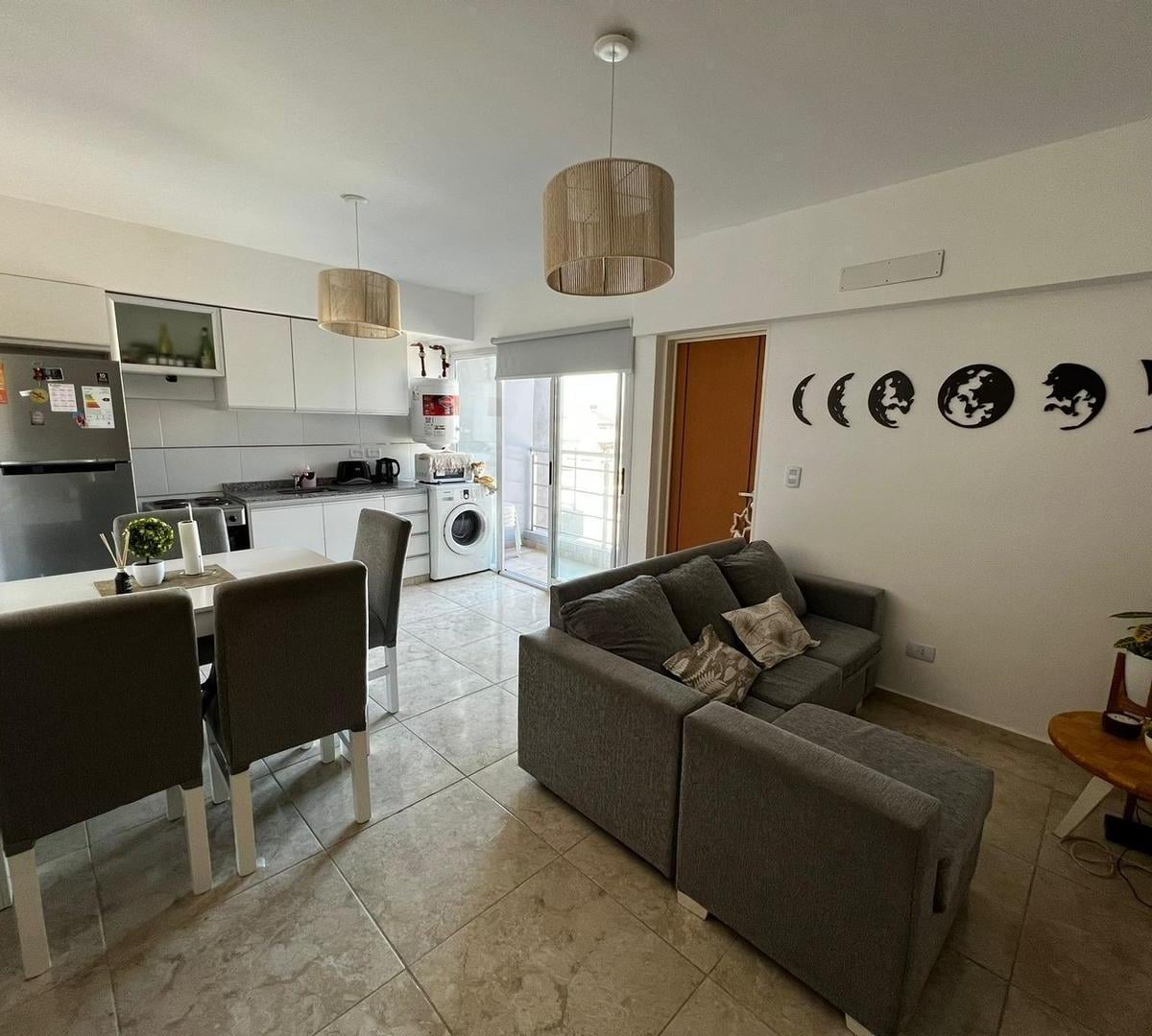 Foto de DEPARTAMENTO 2 AMBIENTES EN VENTA MORON CENTRO, imagen 2