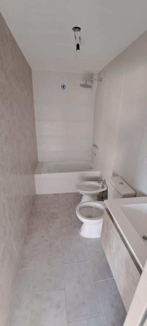 DEPARTAMENTO DOS AMBIENTES CON TERRAZA