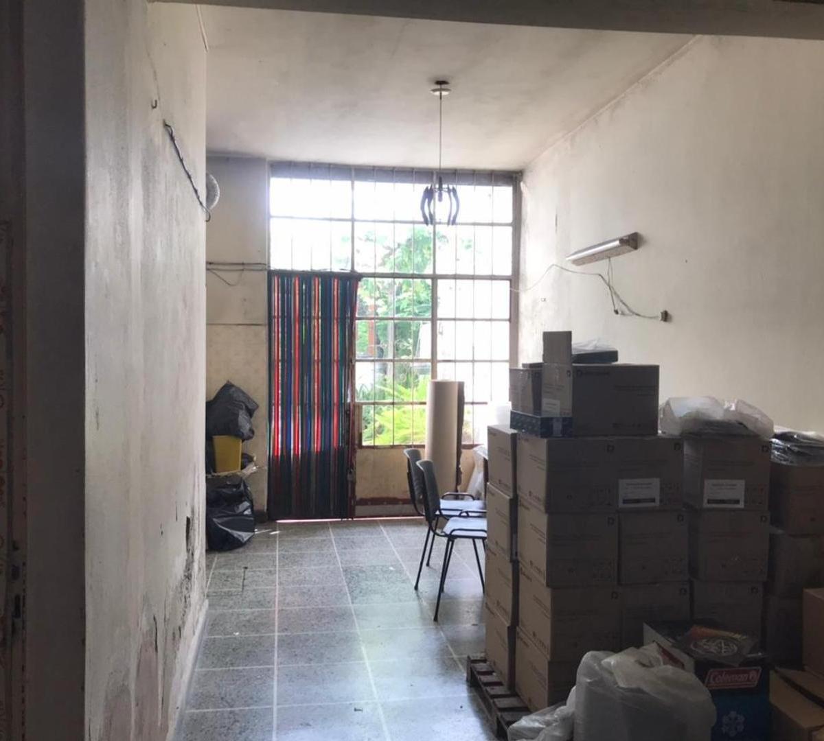 Foto de CASA EN LOTE PROPIO COCHERA FONDO LIBRE RAMOS MEJÍA, imagen 5