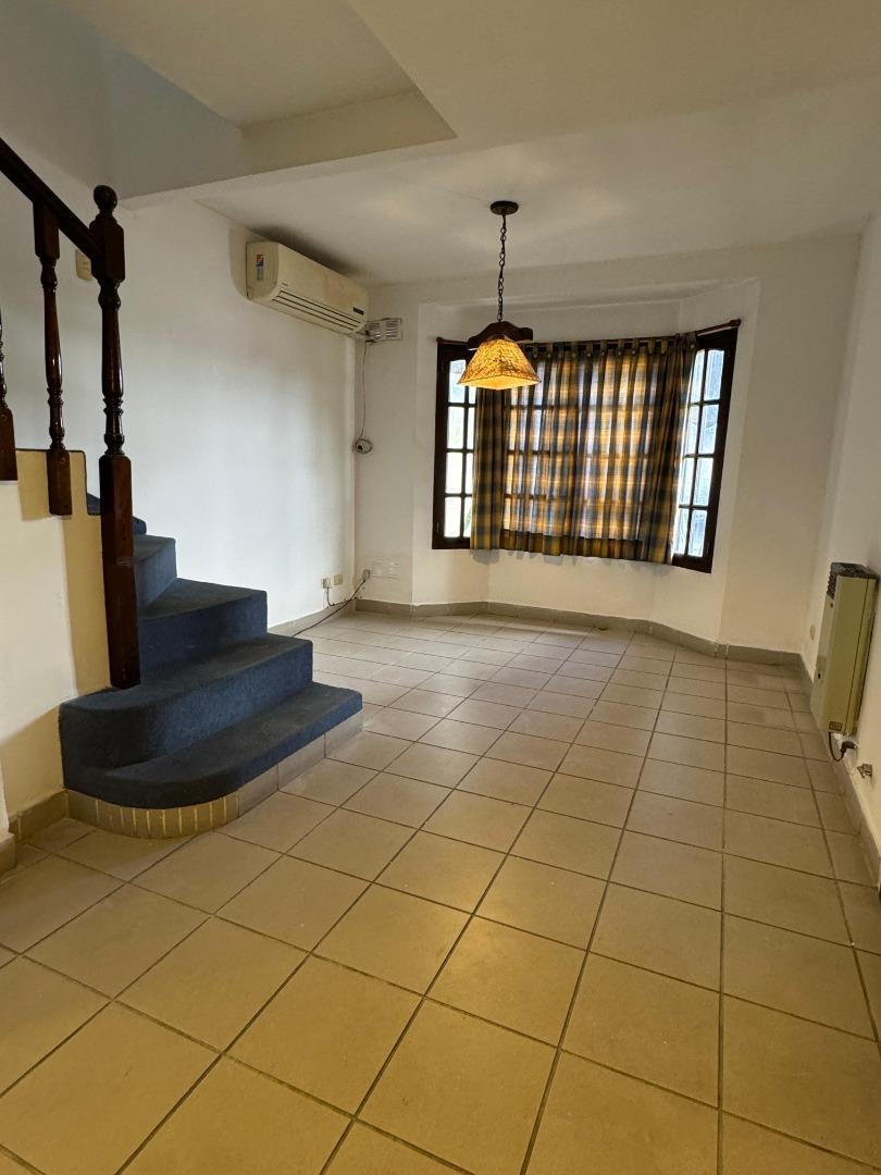 DUPLEX EN VENTA CON COCHERA Y PATIO - APTO CREDITO