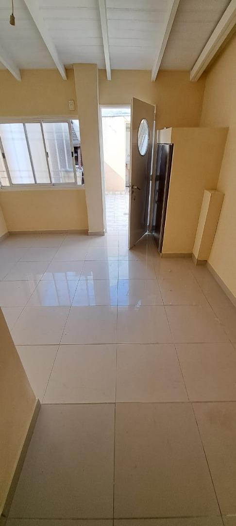 VENTA DE CASA ESTILO CHALET MULTIFAMILIAR