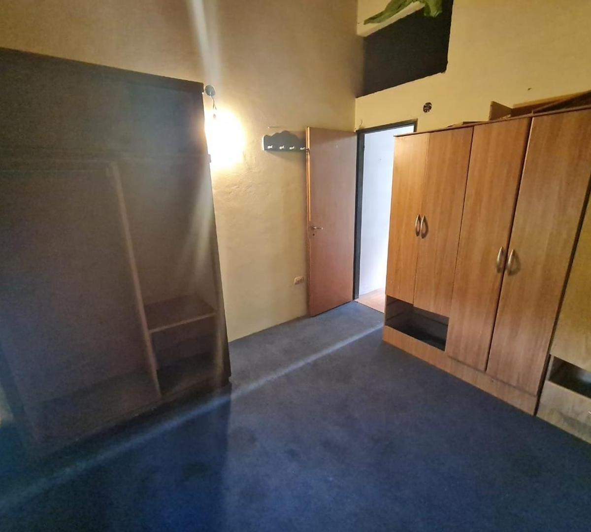 CASA EN MORON A RECICLAR EN VENTA