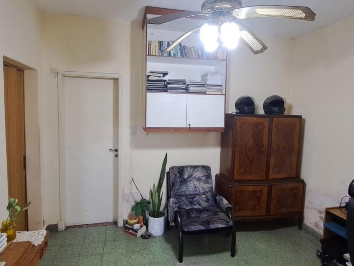 CASA EN VENTA 3 AMBIENTES CON JARDIN Y TERRAZA