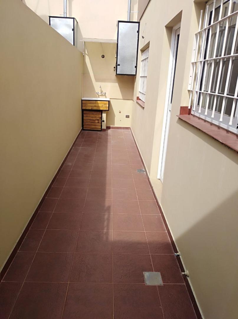 DEPARTAMENTO 2 AMB PLANTA BAJA CON PATIO