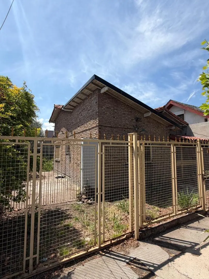 CASA EN VENTA VILLA LUZURIAGA - TOMA MENOR VALOR - FINANCIA 3