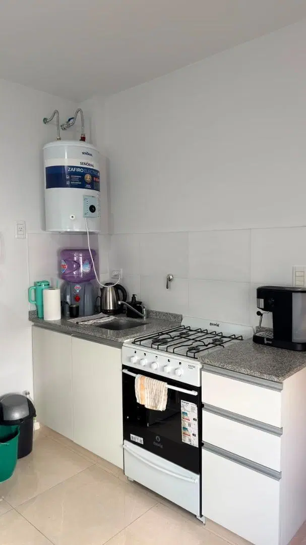 DEPARTAMENTO 2 AMBIENTES CON TERRAZA PRIVADA EN ALQUILER 3